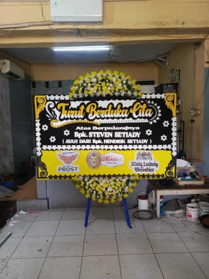 Papan Bunga di Periuk